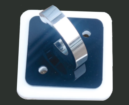 BKXBB6TNkey-one-hook-square.jpg